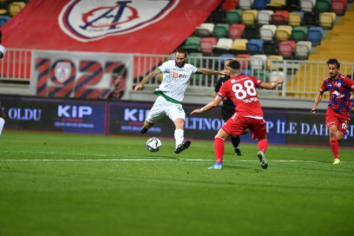 Bursaspor\'dan 20 yıl sonra kötü başlangıç