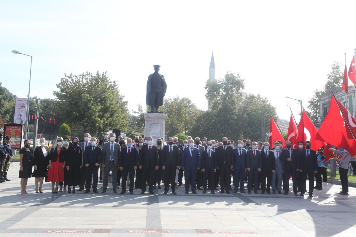 Edirne\'de İlköğretim Haftası törenle kutlandı