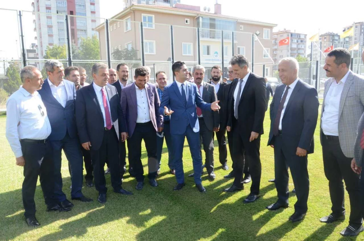 MHP Genel Başkan Yardımcısı İsmail Özdemir, Kayseri\'de ziyaretlerde bulundu