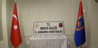 Poşete sarılı kavanozun içinde 312 parça tarihi eser çıktı