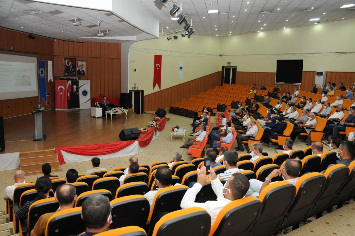 Rektör Demir , Yurt Dışında Burslu Eğitim olanakları konulu seminer verdi