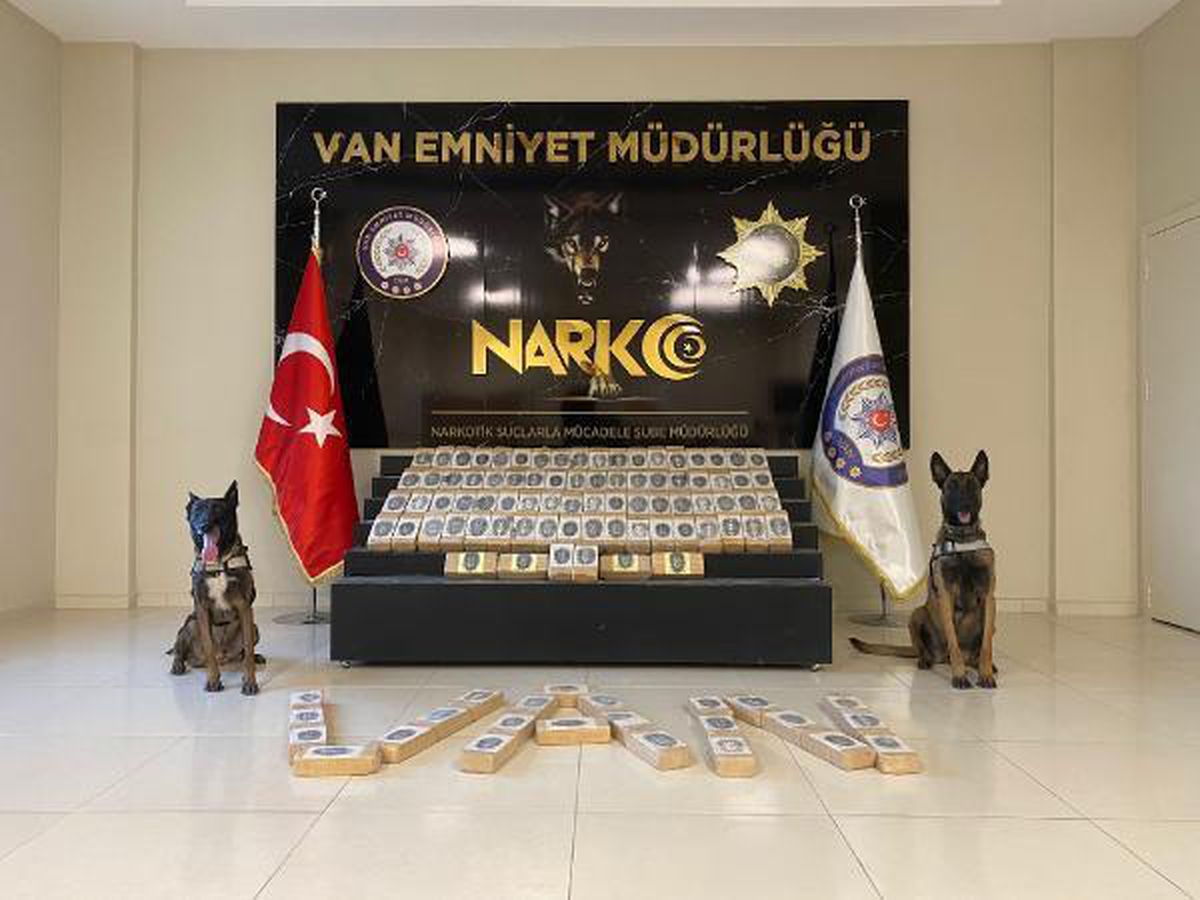 Van\'da 122 kilo uyuşturucu ele geçirildi: 16 gözaltı