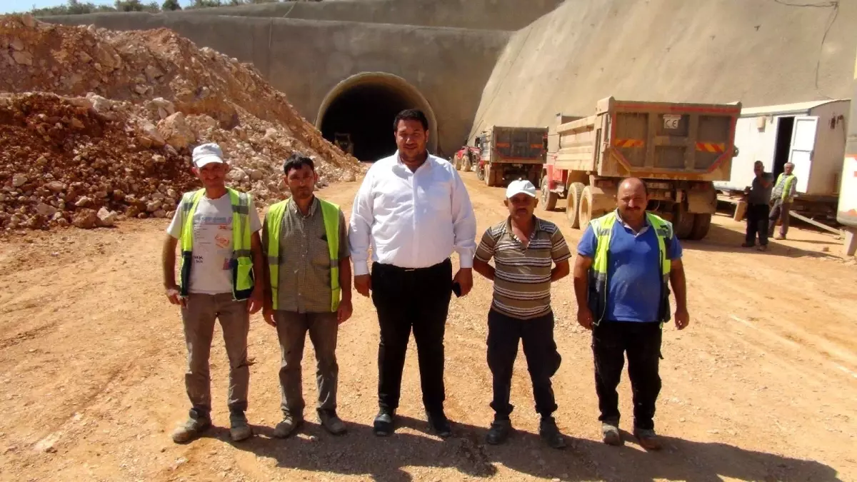 Akdeniz Sahil Yolu\'nda sona yaklaşılıyor