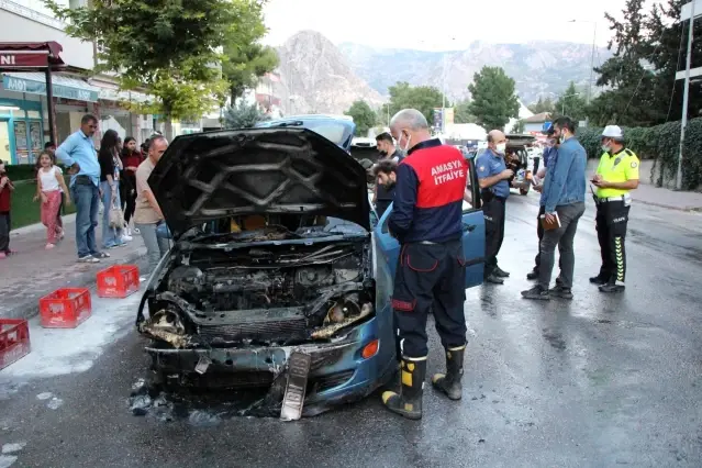 amasya da seyir halindeki otomobil alev alev yandi