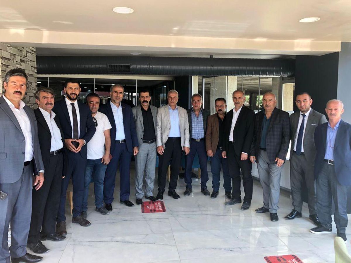 Başkan Geçirgen muhtarlarla bir araya geldi