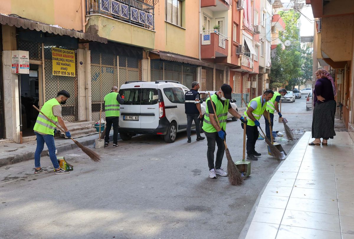 Dünya Temizlik Günü öncesinde Buca\'dan örnek girişim
