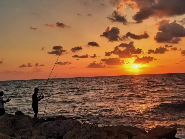 Gün batımı manzarası görenleri hayran bıraktı Gün batımı manzarası görenleri hayran bıraktı