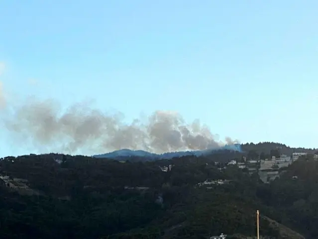 Orman yangını havadan ve karadan müdahaleyle kontrol altına alındı Orman yangını havadan ve karadan müdahaleyle kontrol altına alındı