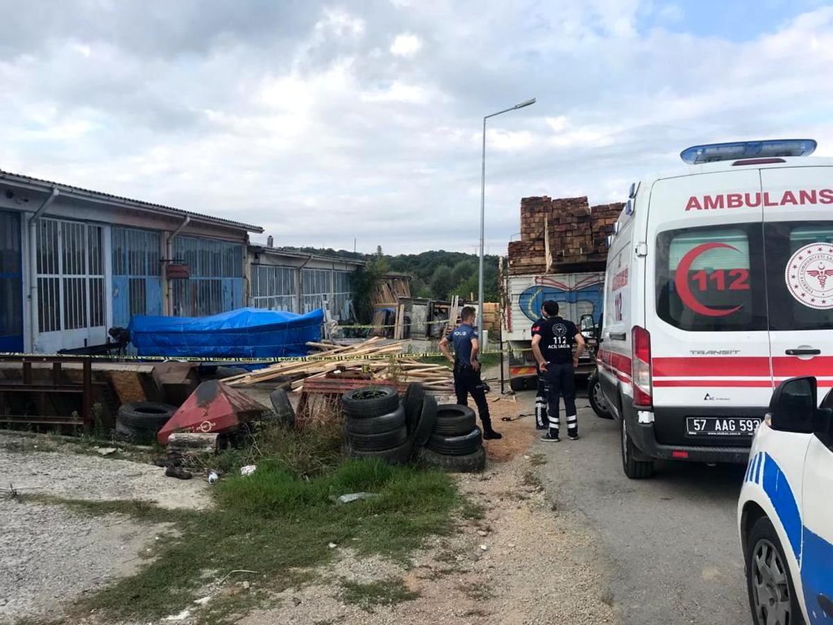 Son dakika haber... Kereste boşaltırken düşen işçi öldü