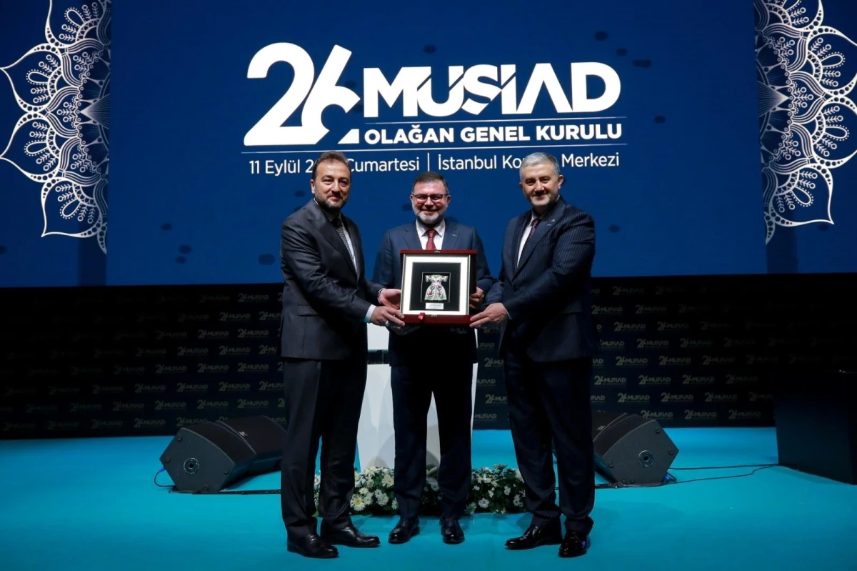 MÜSİAD İzmir Şubesi, Genel Kuruldan ödülle döndü