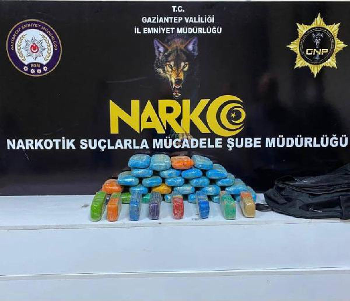 Otomobilde 16 kilo 650 gram eroin ele geçirildi