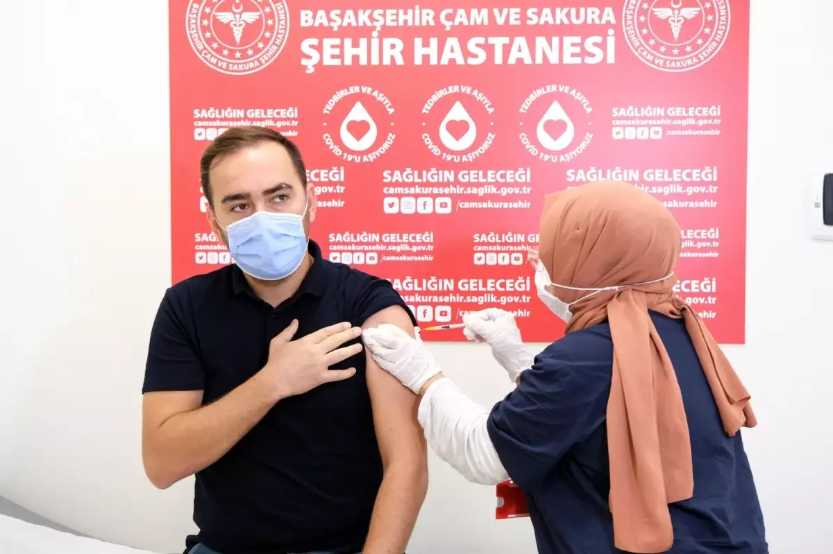 PCR testi zorunluluğu aşıda hız kazandırdı