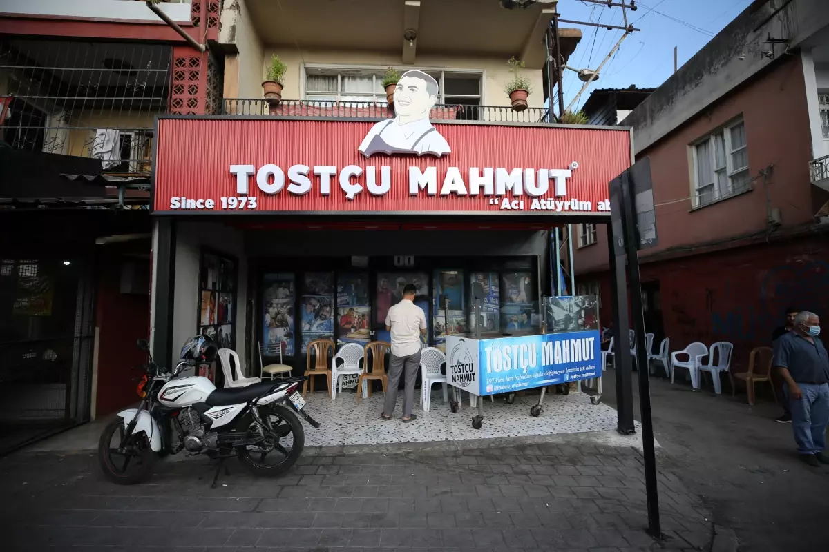 "Tostçu Mahmut"un yası tutuluyor