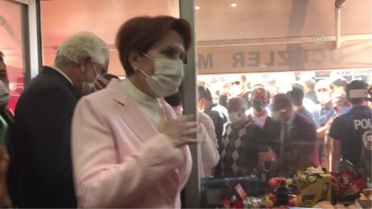 Akşener, Göle ilçesinde esnafı ziyaret etti