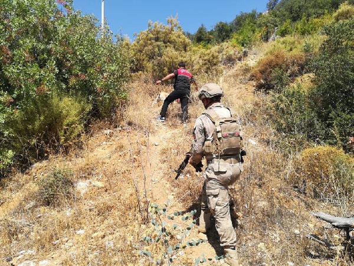 Cinayet şüphelisi, saklandığı barakada tüfekle yakalandı