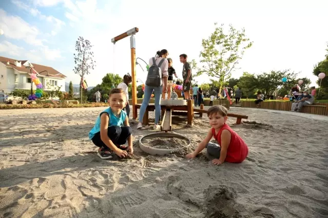 Son dakika haber... Çocukların tasarladığı parkı çocuklar açtı