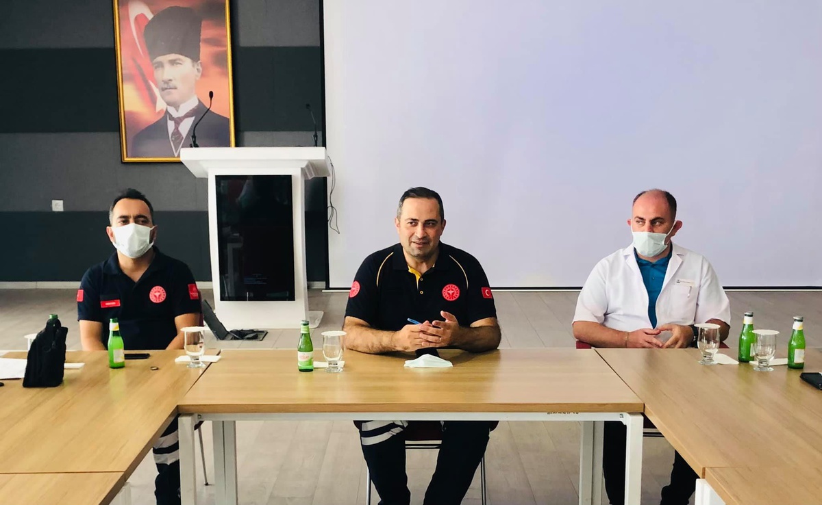 Erzincan\'da Kovi-19\'a karşı tedbirler ve aşı süreci değerlendirildi