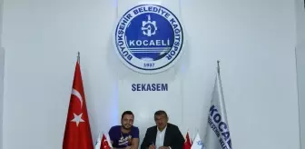 Kağıtspor voleybolda imzalar atıldı