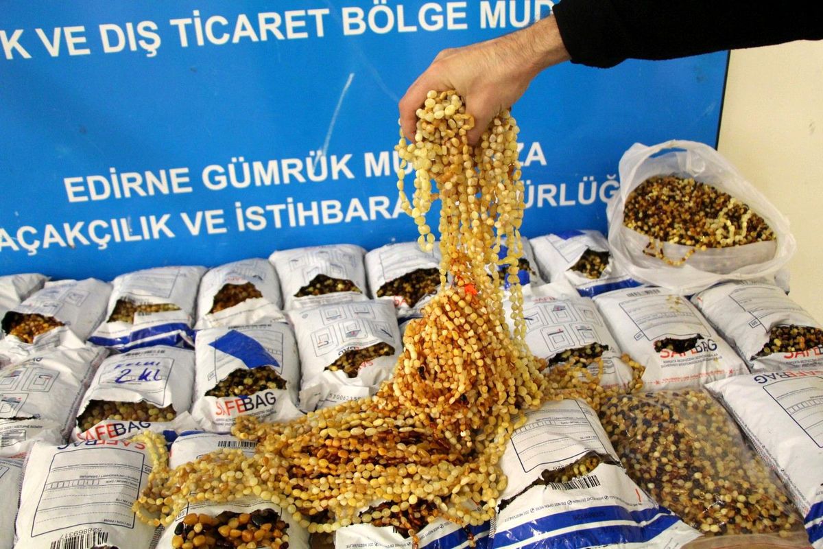 Kapıkule\'de 8 ayrı operasyonda 2 milyon liralık kaçak malzeme ele geçirildi