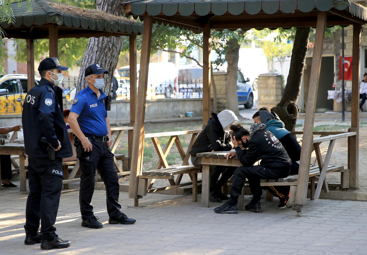 Kırklareli\'nde 8 düzensiz göçmen yakalandı