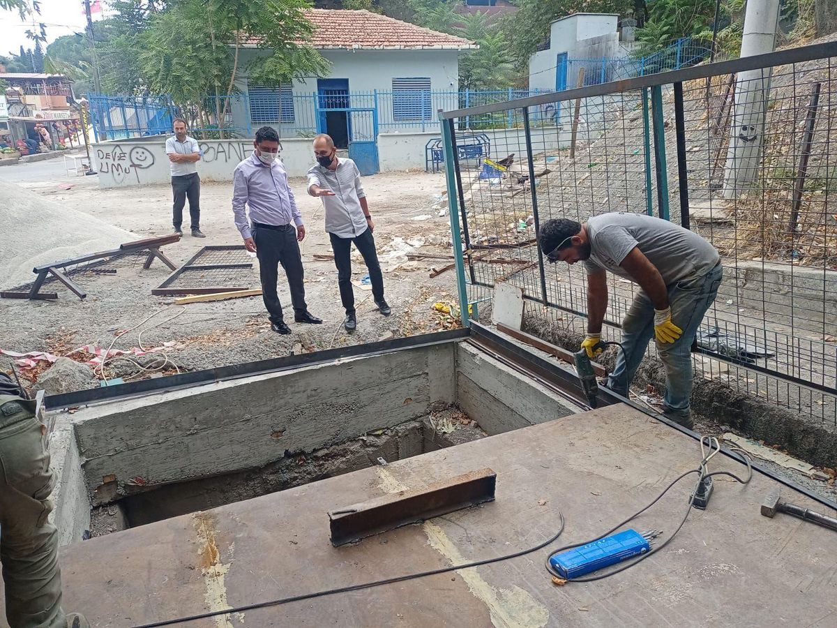 Manisa merkezde taşkın önlemleri devam ediyor