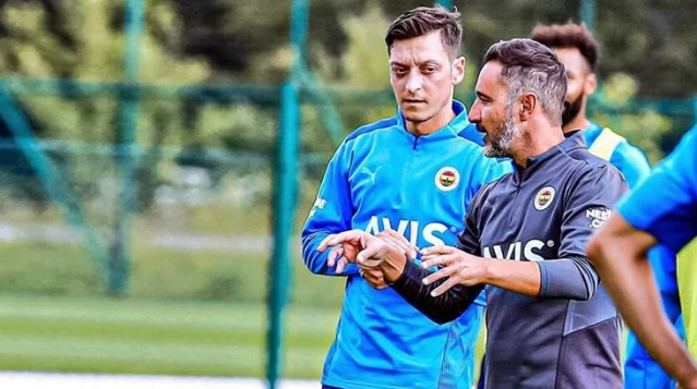 Vitor Pereira, Mesut Özil tartışmalarına son noktayı koydu: Kaptan olarak takıma yardım ediyor