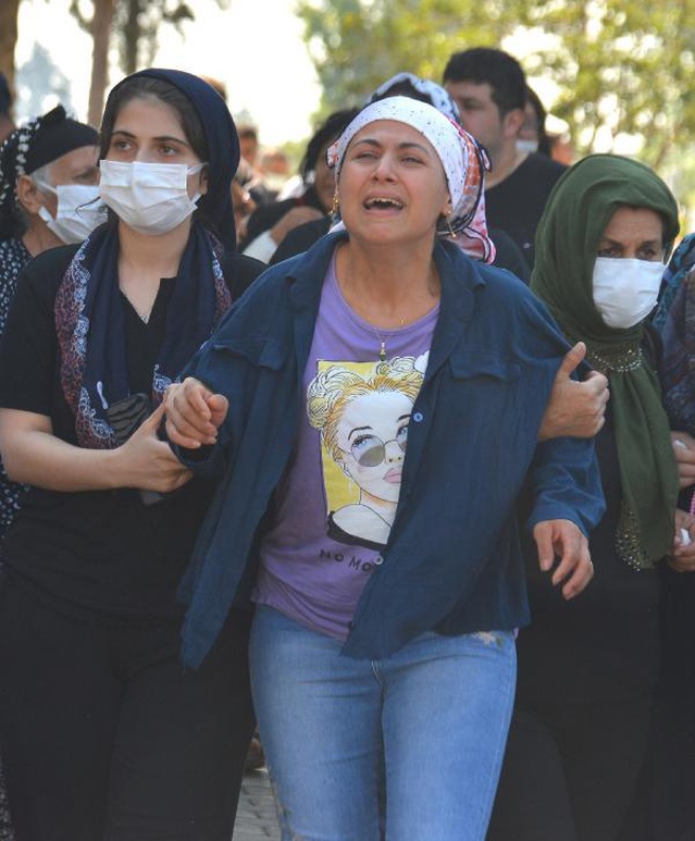 ADANALI TOSTÇUNUN CENAZESİ, TOPRAĞA VERİLDİ