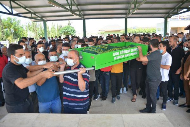 ADANALI TOSTÇUNUN CENAZESİ, TOPRAĞA VERİLDİ