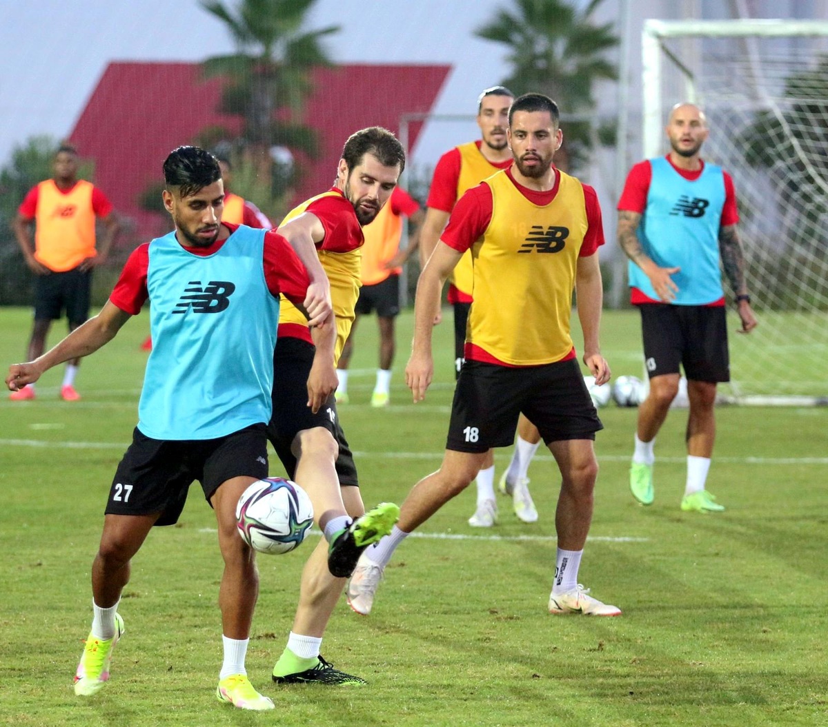 Antalyaspor,Beşiktaş\'tan puan yada puanlar hedefliyor