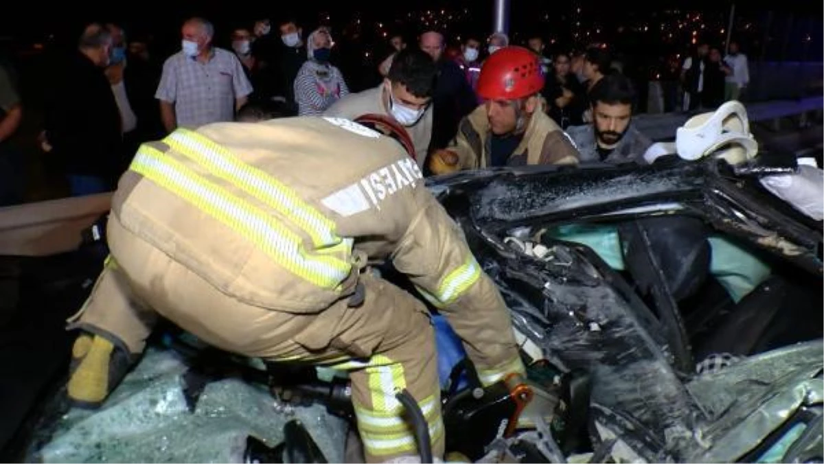Son dakika: Beykoz\'da lastiği patlayan otomobil kazaya neden oldu: 3 ölü, 3 yaralı
