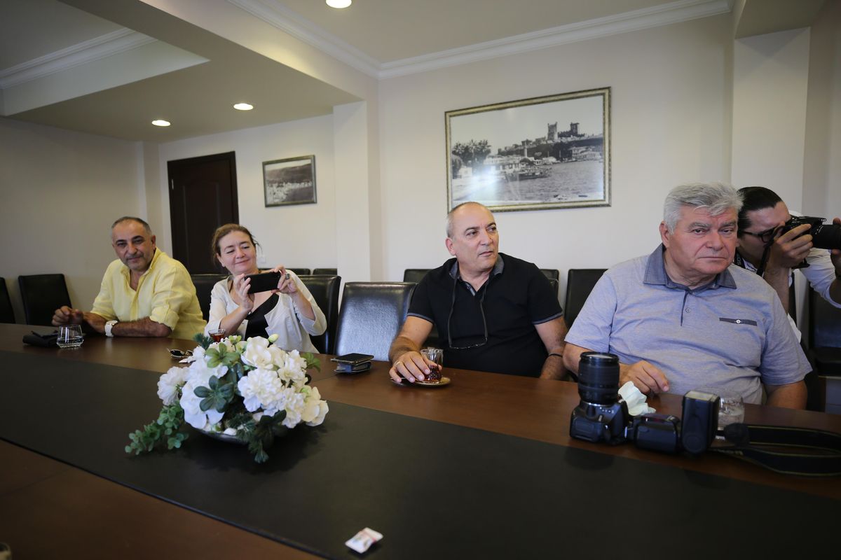 Bodrum\'da görevli gazetecilerden Bodrum Kaymakamı Bayar\'a ziyaret