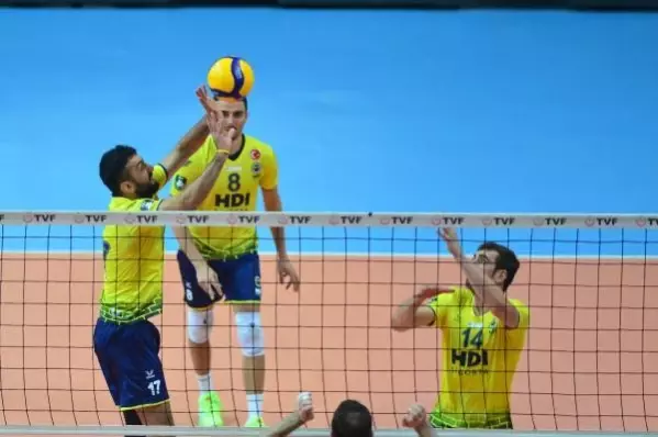 Bursa BBSK, Fenerbahçe HDI Sigorta'yı mağlup etti Bursa BBSK, Fenerbahçe HDI Sigorta'yı mağlup etti