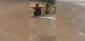 Dolu, sebze ve meyve bahçelerine zarar verdi