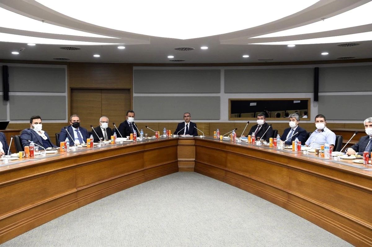 DSİ Genel Müdür Kaya: "Diyarbakır Silvan Kıbrıs Barajı\'nın sözleşmesini imzaladık"