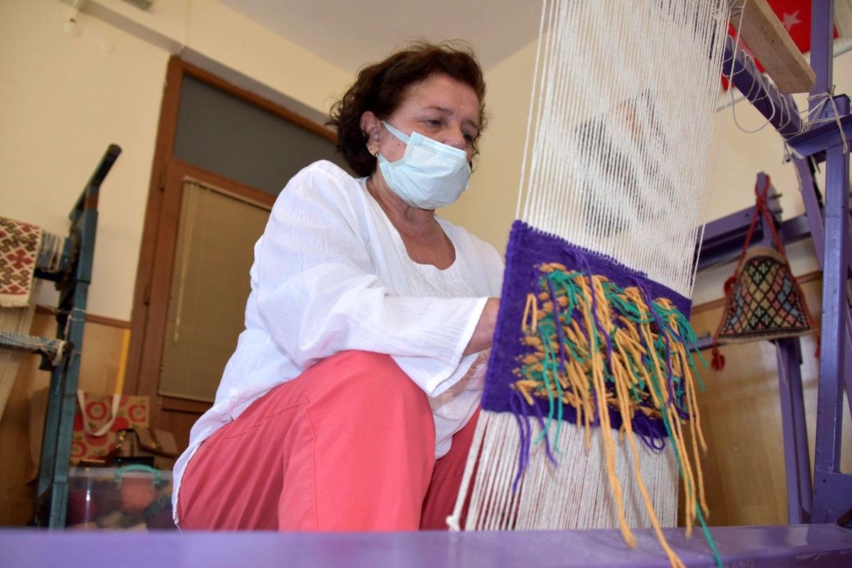 Helvacı kilimini Aliağalı kadınlar yaşatacak