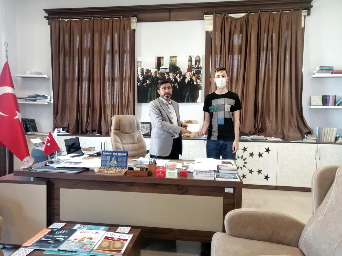 İmam Hatipli öğrencinin Tıp Fakültesi sevinci