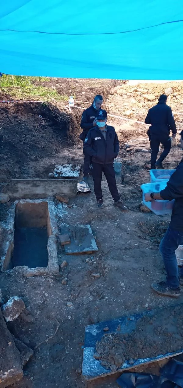 Yol kazısı sırasında çalışan işçiler, 2 bin yıllık mezar buldu! Bölgeye giriş çıkışlar yasaklandı