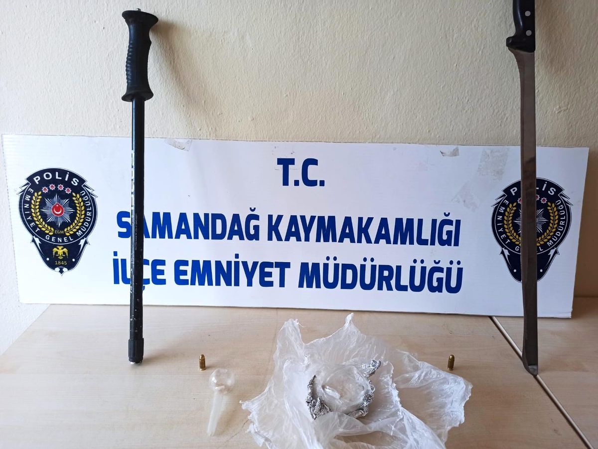 Samandağ\'da durdurulan otomobilden uyuşturucu çıktı