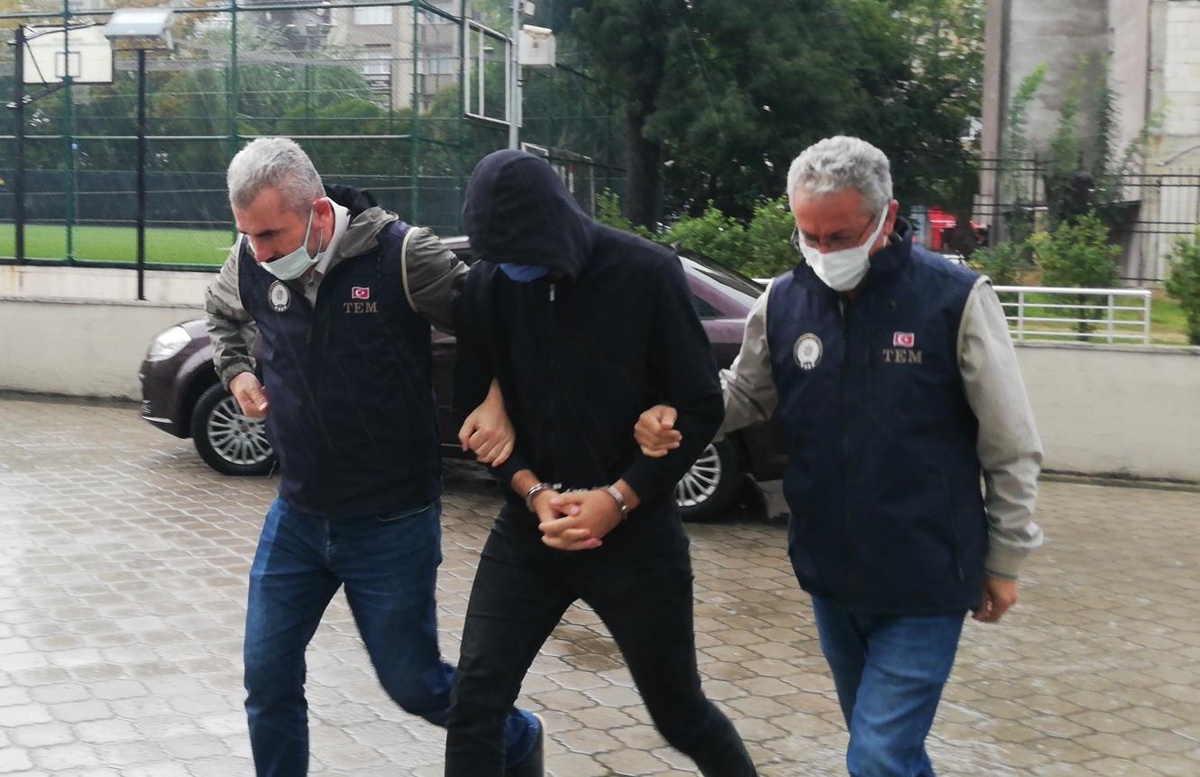 Samsun merkezli FETÖ\'ye yönelik "ankesörlü telefon" operasyonunda 3 zanlıya adli kontrol