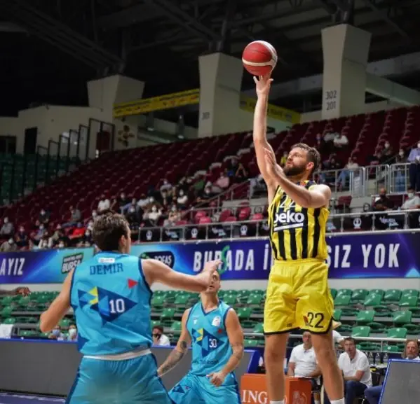 Türk Telekom: 83-62 Türk Telekom: 83-62