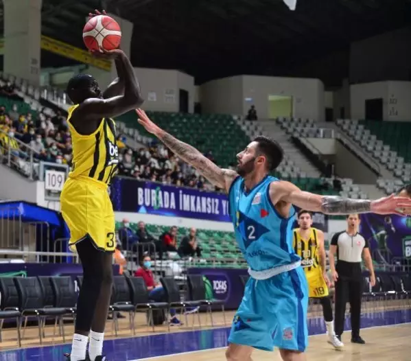 Türk Telekom: 83-62 Türk Telekom: 83-62