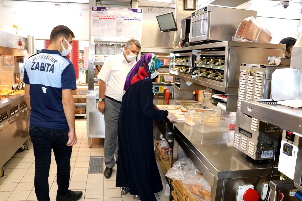 Van\'da Büyükşehir zabıtası hijyen denetimi yaptı