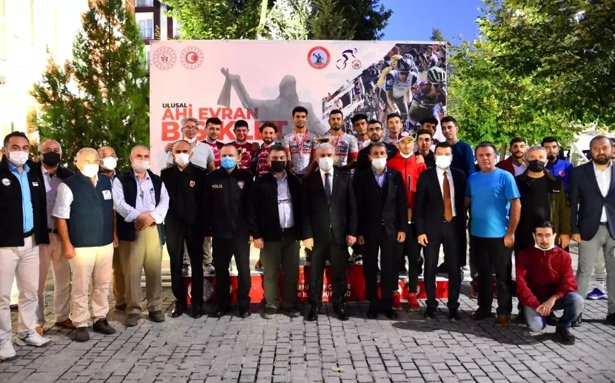 Ahilik Haftası Etkinlikleri kapsamında bisiklet yarışı düzenlendi
