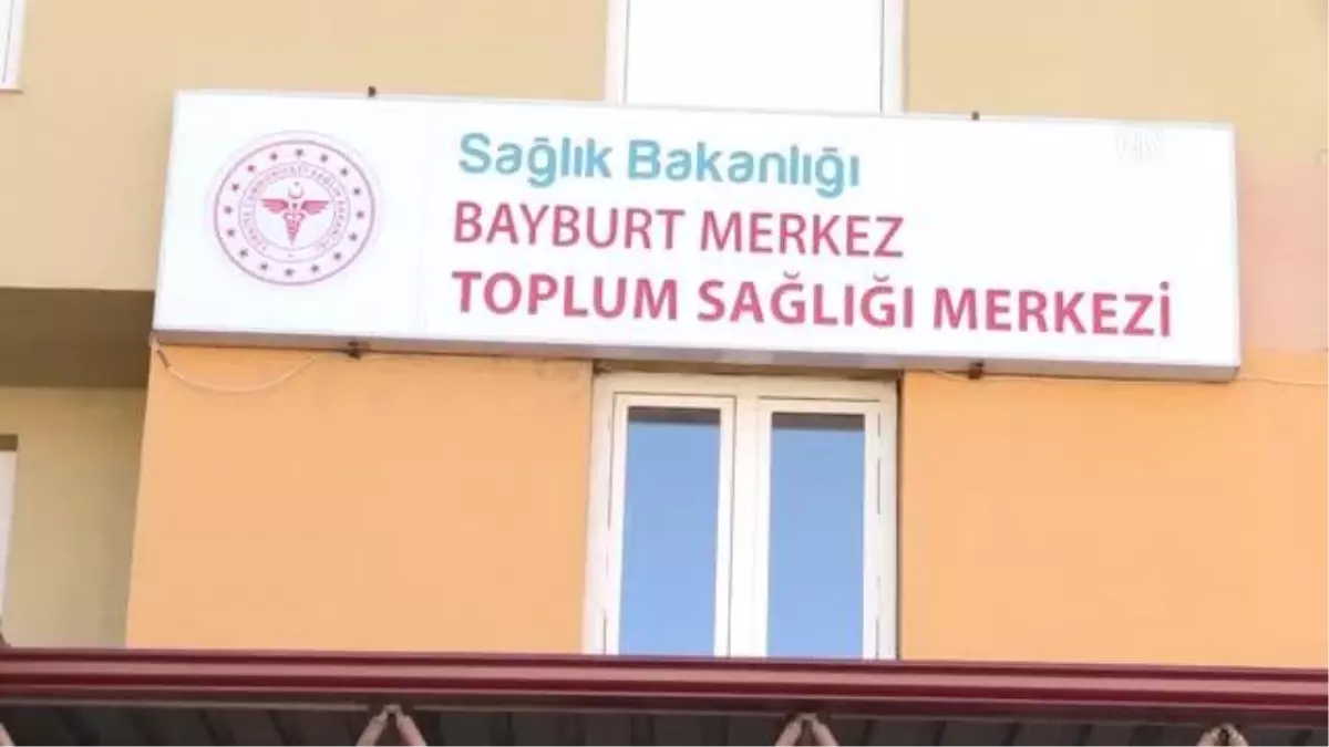 Aşı timleri Bayburt\'un "mavi" kategoriye geçmesi için köyleri dolaşıyor