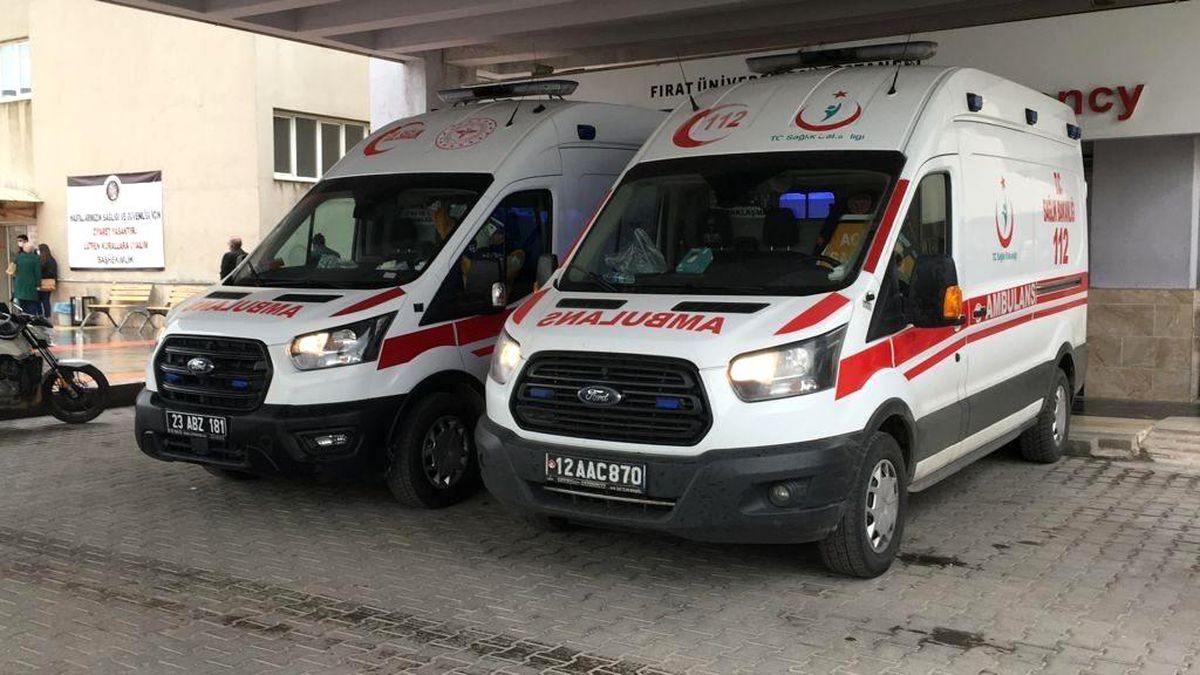 Son dakika... Elazığ\'da inşaattan düşen 22 yaşındaki işçi hayatını kaybetti