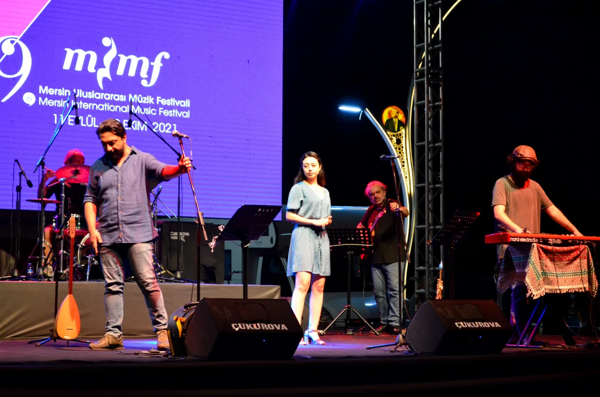 Ezginin Günlüğü, 19. Mersin Uluslararası Müzik Festivali\'nde müzikseverlerle buluştu