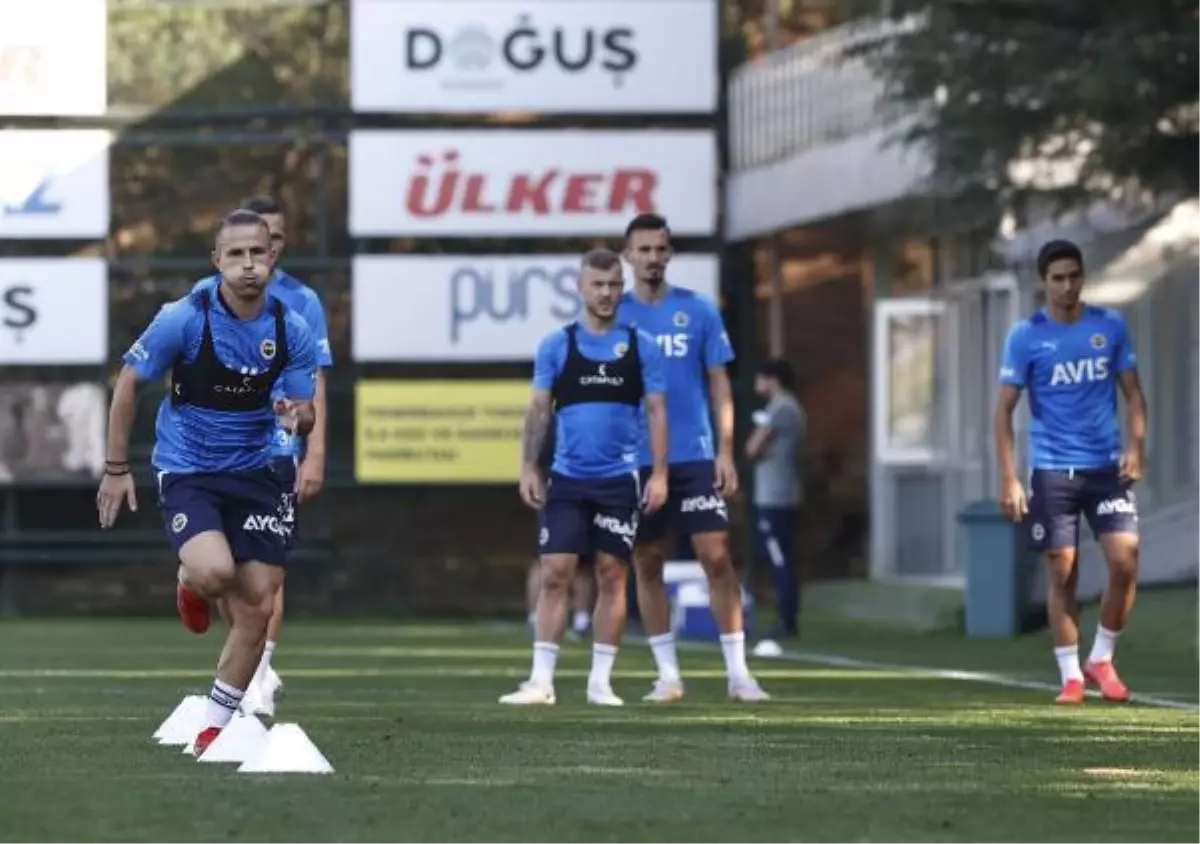 Fenerbahçe, Başakşehir maçı hazırlıklarına başladı