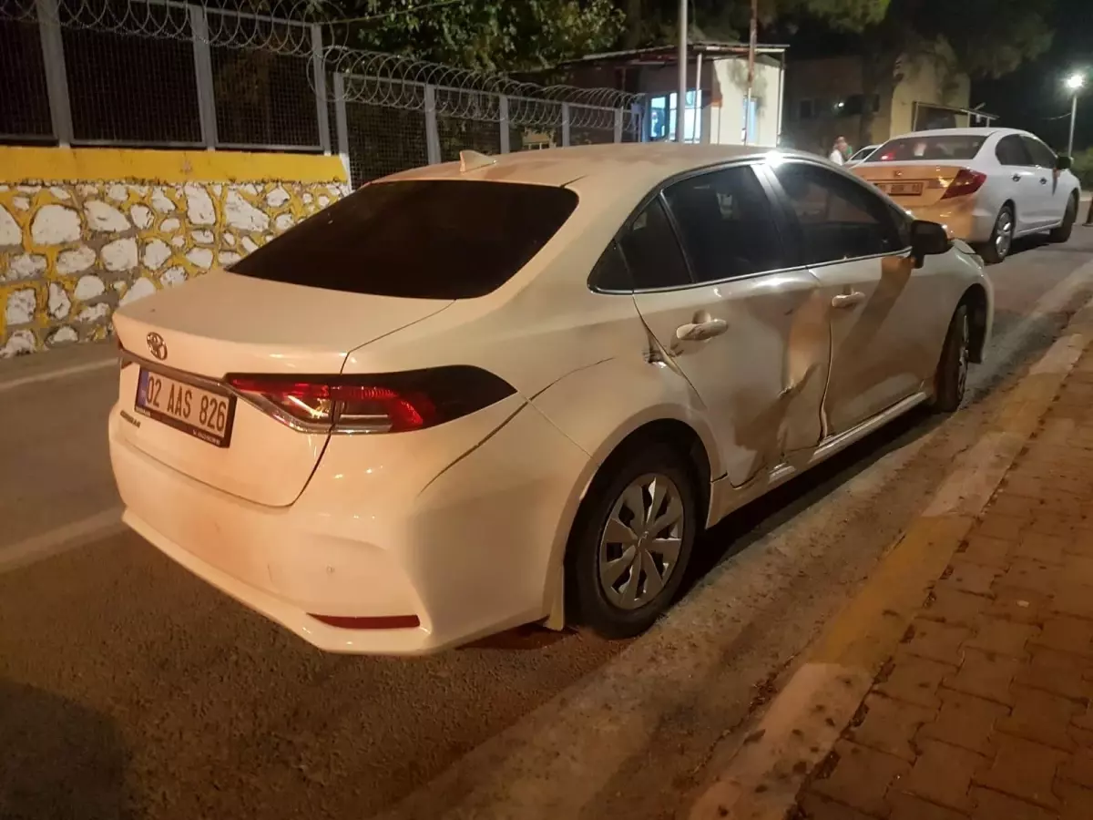 Otomobil ile motosiklet çarpıştı: 2 yaralı