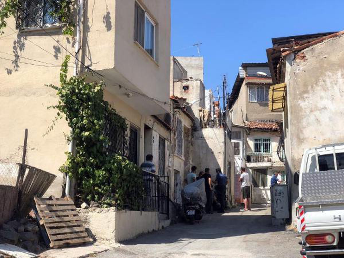 Son dakika: Yakınları haber alamadı, evinde ölü bulundu