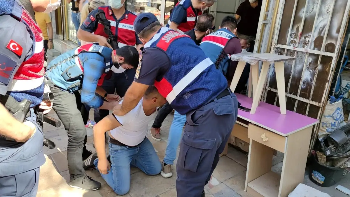 2 kez cezaevine giren torbacı, tahliye olduktan 3 gün sonra yine yakandı